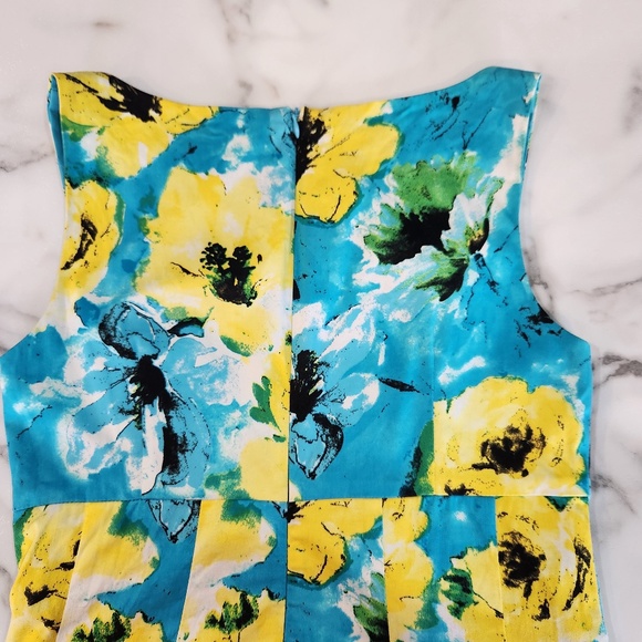 Cleo Floral Dress - Picture 2 of 4